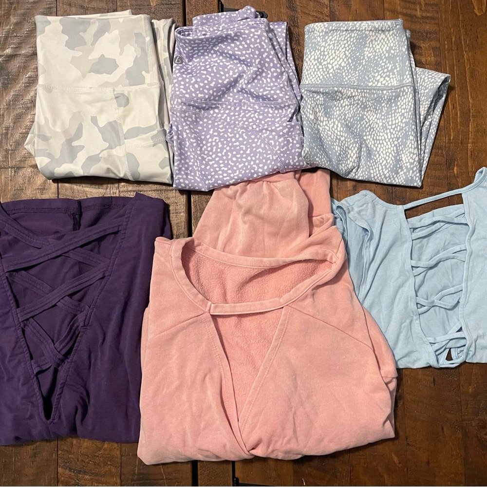 Bundle of Random EUC Athletic Clothes Lot Szs M-L